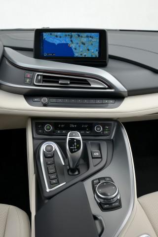 BMW i8 2017