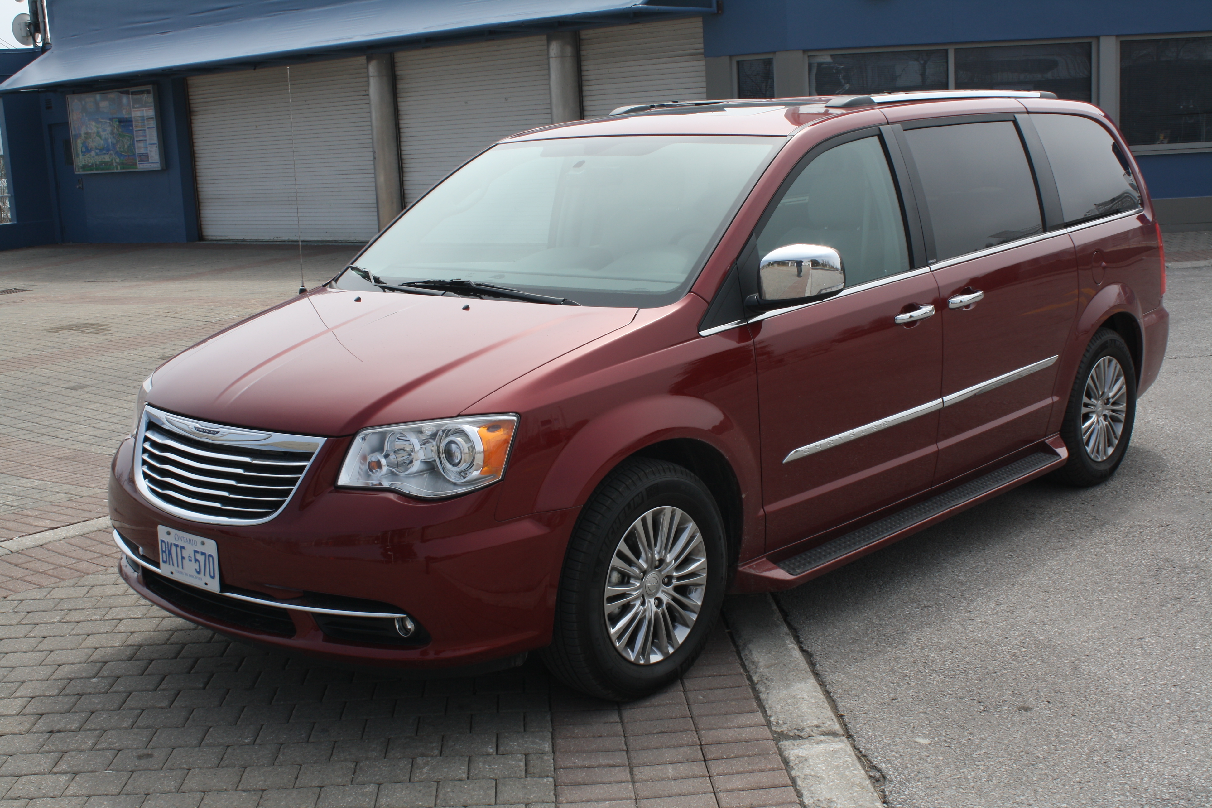 Chrysler Town and Country 2016