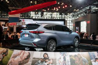 Toyota Highlander 2025